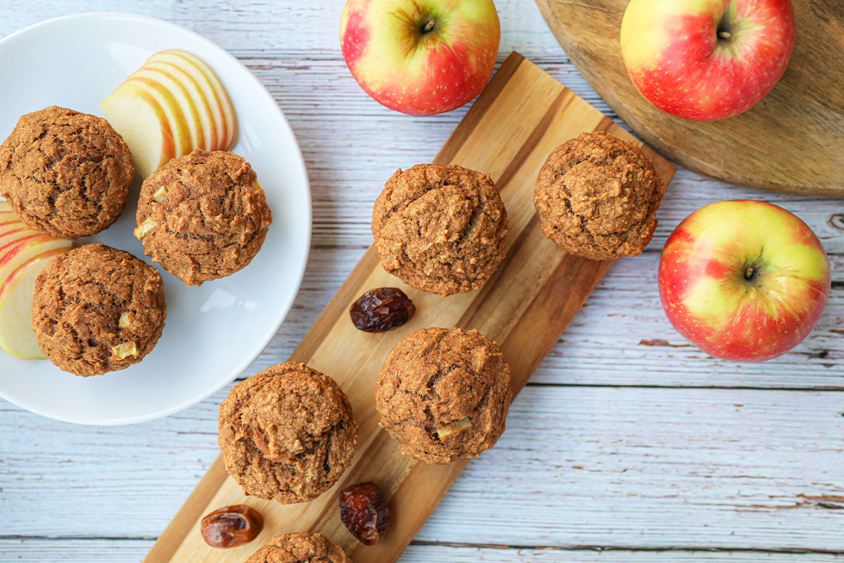 Applesauce Cinnamon Muffins